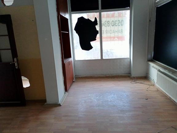 bahadır emlak dan huzur mah.cadde üzeri satılık dükkan Image 8