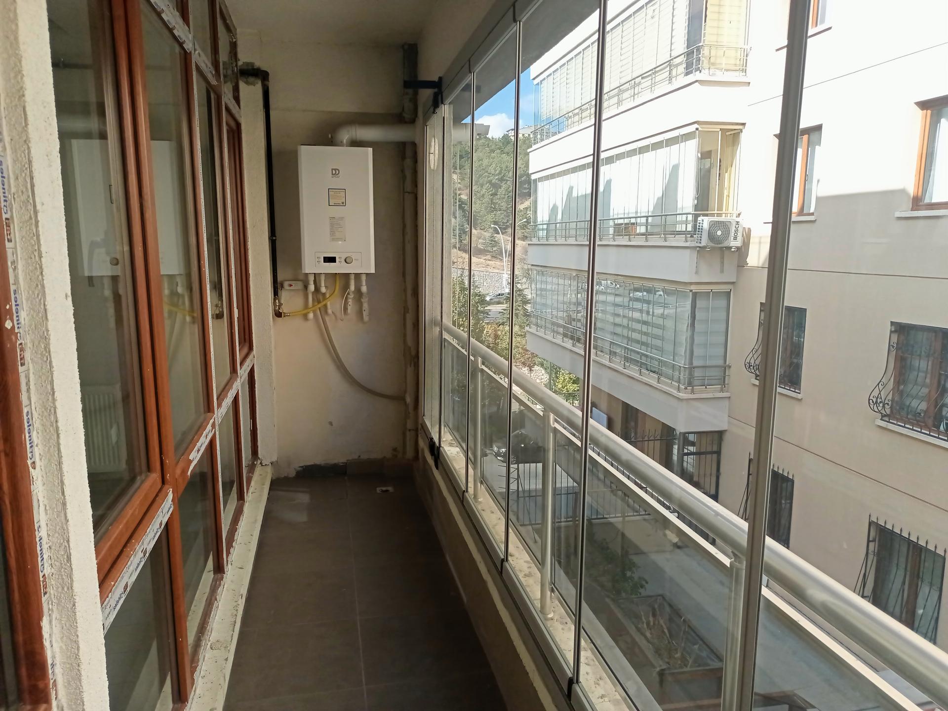 Bahadır Real Estate Cankaya Rainbow Mah. 1+1 flat for rent