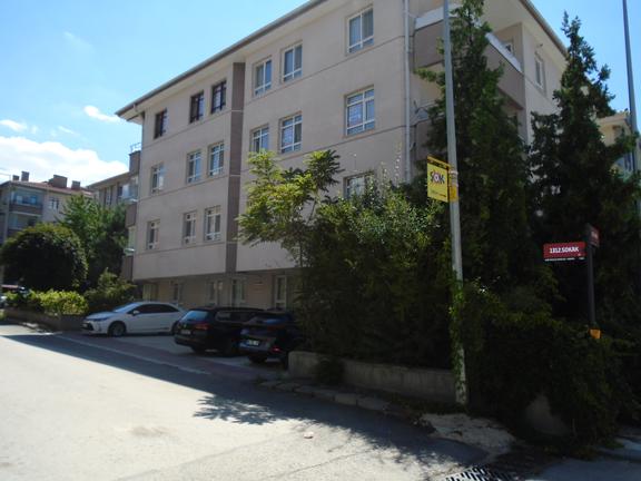 REHA MEDİNDEN A. ÖVEÇLER NEAR LİZBON STREET. FURNISHED 3+1 FOR RENT Image 29