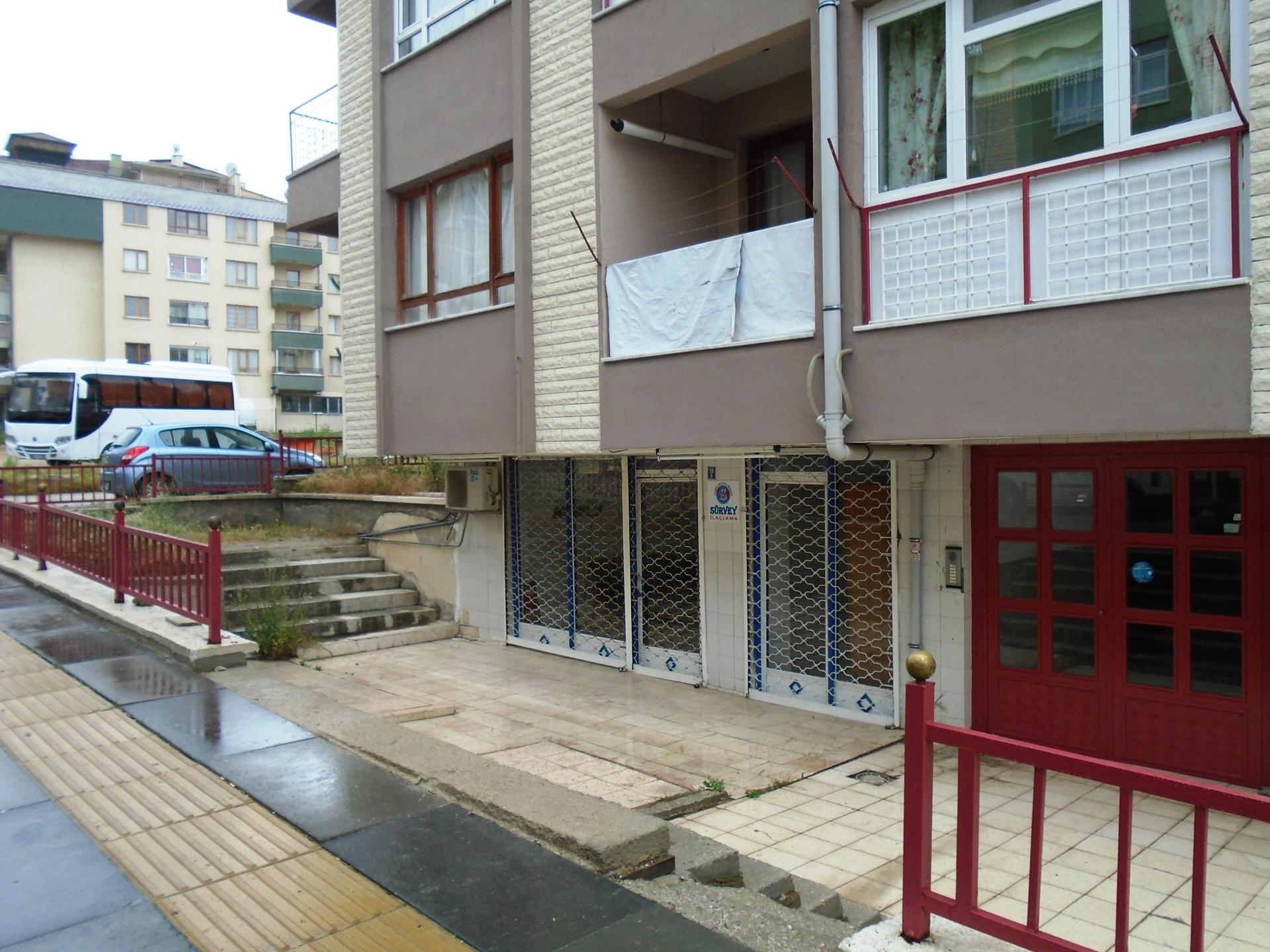 REHA MEDİNDEN NEAR HUZUR TUESDAY MARKET 60M2 SHOP FOR SALE