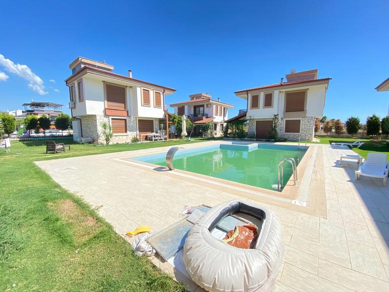 Ultra Luxury 3+1 Villa for Sale with Pool in Doğanbey Site Image 1