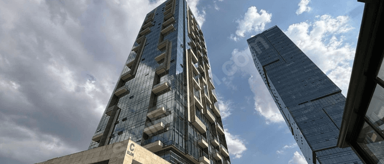 ПУСТОЙ МАГАЗИН ПЛОЩАДЬЮ 550 М2 В ЦЕНТРЕ ЧУКУРАМБАР Image 1